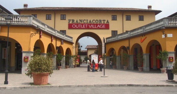 Franciacorta Outlet Village