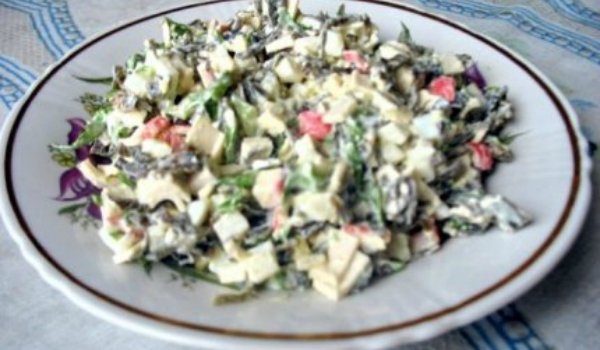 Рецепт салата с морской капустой и тунцом