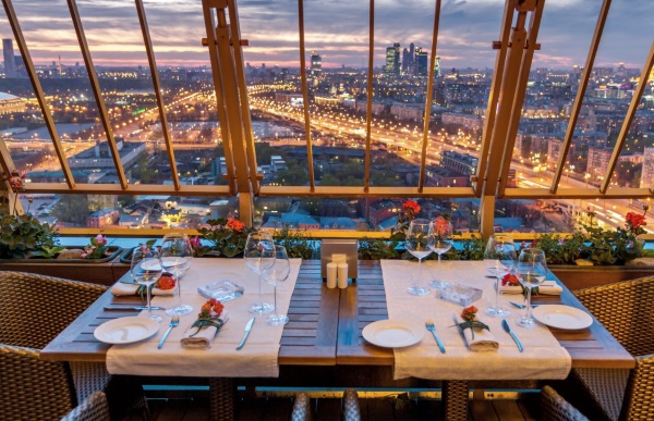 ресторан с панорамой на Москву