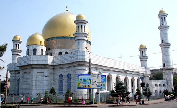 центральная мечеть в Алматы